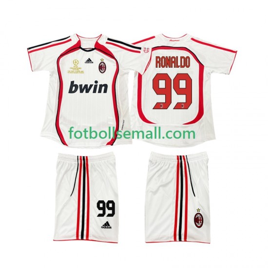 Matchtröjor AC Milan RONALDO 9 Retro 2006 2007 Kortärmad till Barn (2:a ställ)