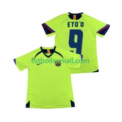 Matchtröjor FC Barcelona ETOO 9 Retro 2005 2006 Kortärmad till Herr (2:a ställ)