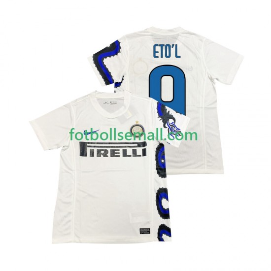 Matchtröjor Inter Milan ETOL 9 Retro 2010 2011 Kortärmad till Herr (2:a ställ)