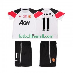 Matchtröjor Manchester United GIGGS 11 Retro Champions League 2011 2012 Kortärmad till Barn (3:e ställ) Matchtröjor Manchester United GIGGS 11 Retro Champions League 2011 2012 Kortärmad till Barn (3:e ställ)