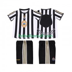 Matchtröjor Newcastle United Retro 1997 1999 Kortärmad till Barn (1:a ställ)
