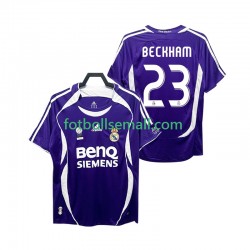 Matchtröjor Real Madrid Beckham 23 Retro 2006 2007 Kortärmad till Herr (2:a ställ) Matchtröjor Real Madrid Beckham 23 Retro 2006 2007 Kortärmad till Herr (2:a ställ)