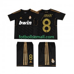 Matchtröjor Real Madrid KAKA 8 Retro 2011-2012 Kortärmad till Barn (2:a ställ)