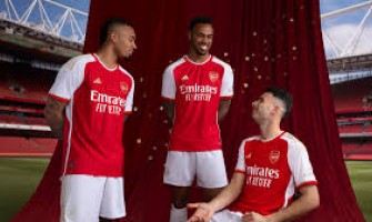 Arsenal samarbetar med Adidas för att presentera nya säsongsdräkter