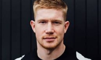 De Bruyne tackar nej till tröjan nummer 10