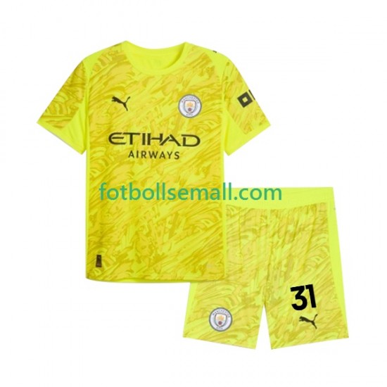 Matchtröjor Manchester City Målvaktströja Ederson Moraes 31 2025-2026 Kortärmad till Barn (3:e ställ)
