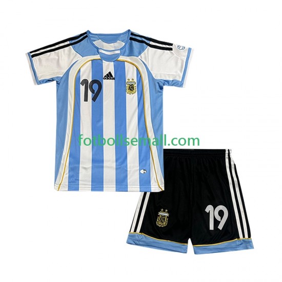 Matchtröjor Argentina Lionel Messi 19 Retro 2006 Kortärmad till Barn (1:a ställ)