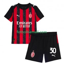 Matchtröjor AC Milan Ardon Jashari 30 2025-2026 Kortärmad till Barn (1:a ställ)