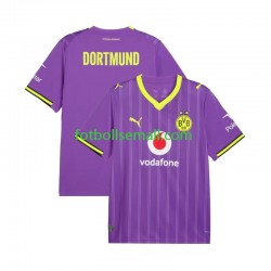 Matchtröjor Borussia Dortmund 2026-2027 Kortärmad till Herr (3:e ställ) Matchtröjor Borussia Dortmund 2026-2027 Kortärmad till Herr (3:e ställ)