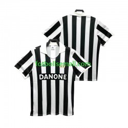 Matchtröjor Juventus Retro 1992 1994 Kortärmad till Herr (1:a ställ) Matchtröjor Juventus Retro 1992 1994 Kortärmad till Herr (1:a ställ)