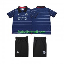 Matchtröjor Manchester United Retro 1999 2000 Kortärmad till Barn (2:a ställ) Matchtröjor Manchester United Retro 1999 2000 Kortärmad till Barn (2:a ställ)