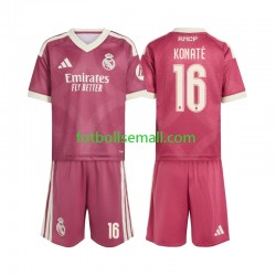 Matchtröjor Real Madrid Ibrahima Konate 16 2026-2027 Kortärmad till Barn (3:e ställ) Matchtröjor Real Madrid Ibrahima Konate 16 2026-2027 Kortärmad till Barn (3:e ställ)