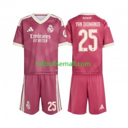 Matchtröjor Real Madrid Yan Diomande 25 2026-2027 Kortärmad till Barn (3:e ställ) Matchtröjor Real Madrid Yan Diomande 25 2026-2027 Kortärmad till Barn (3:e ställ)