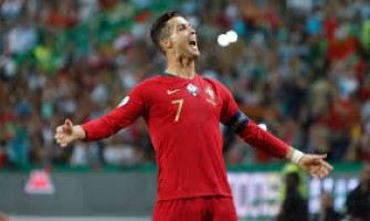 Ronaldo åkte till Tyskland för att delta i Europacupen