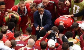 Schweiz besegrar Colombia med 4-3 på straffar
