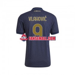 Matchtröjor Juventus Vlahovic 9 2024-2025 Kortärmad till Herr (3:e ställ) Matchtröjor Juventus Vlahovic 9 2024-2025 Kortärmad till Herr (3:e ställ)